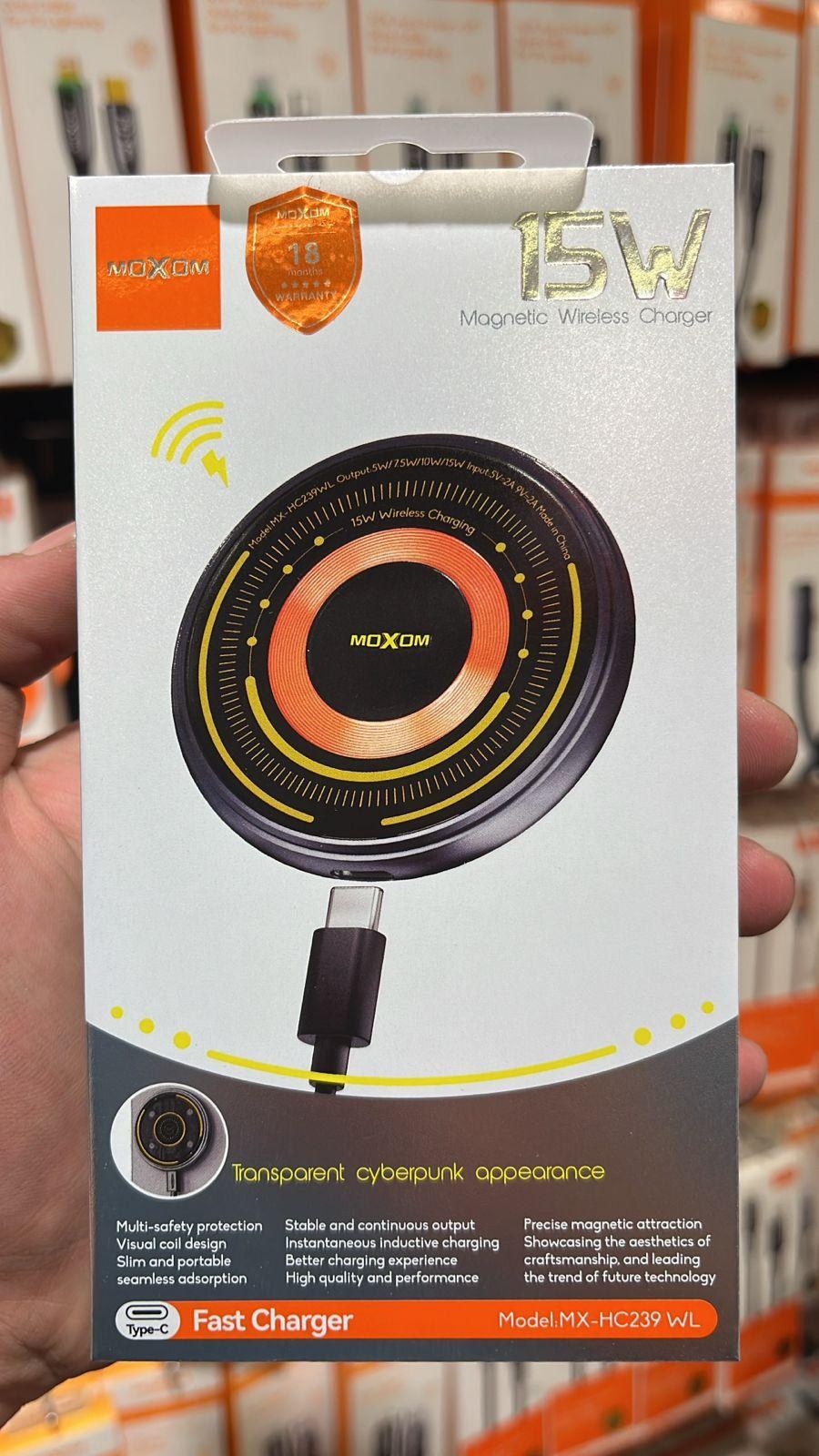 MOXOM MOXOM 15W Magnetic Wireless Charger