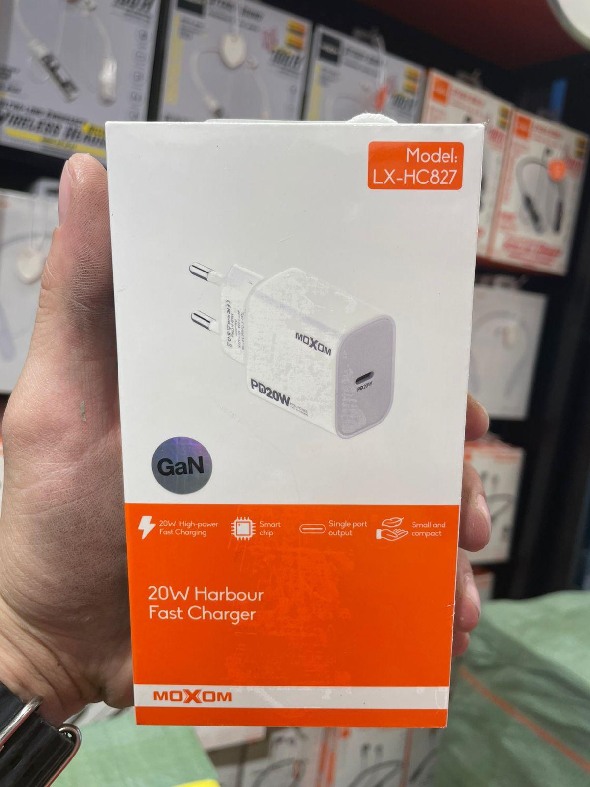 MOXOM 20W GaN Harbour Fast Charger