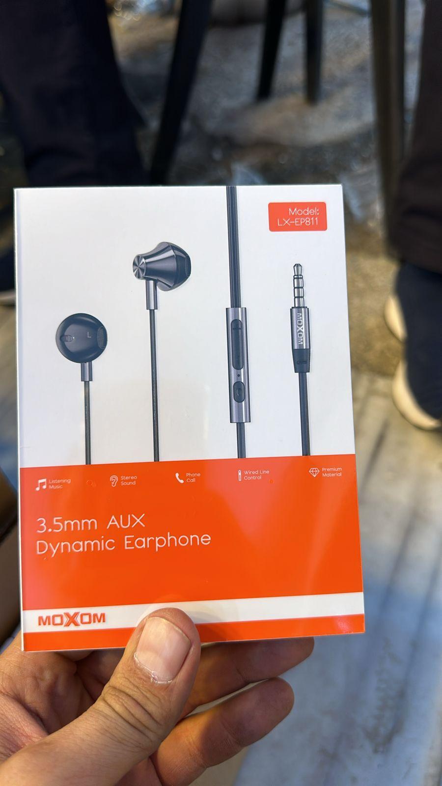 MOXOM 3.5mm AUX Dynamic Earphone – LX-EP811