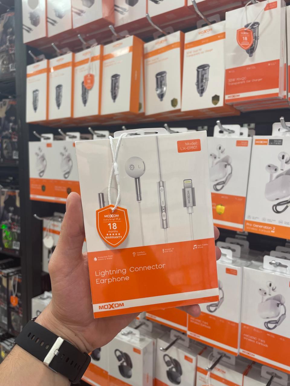 MOXOM Lightning Connector Earphone – LX-EP801